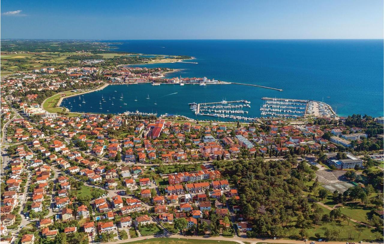 Stunning Apartment In Umag With Wifi ภายนอก รูปภาพ